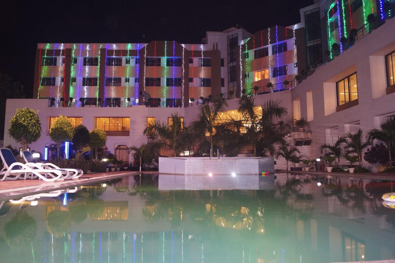 Hotel Kamlesh Continental Angul Exterior foto