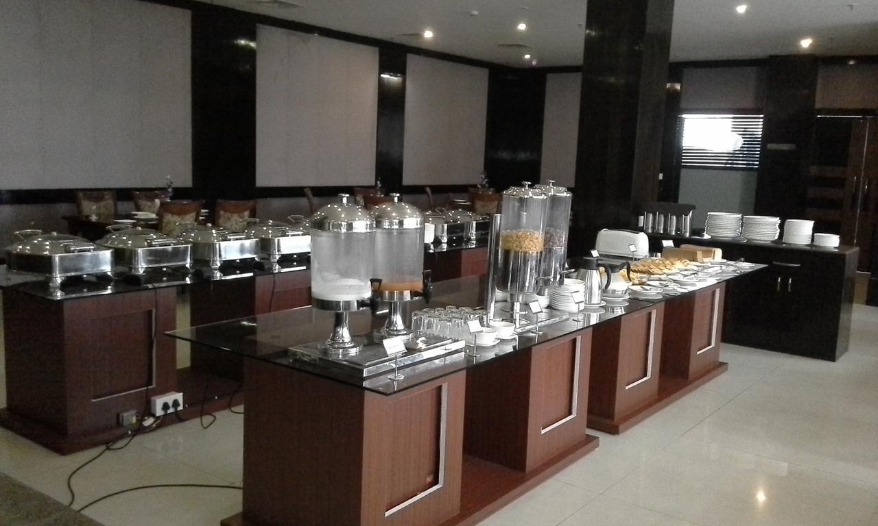 Hotel Kamlesh Continental Angul Exterior foto